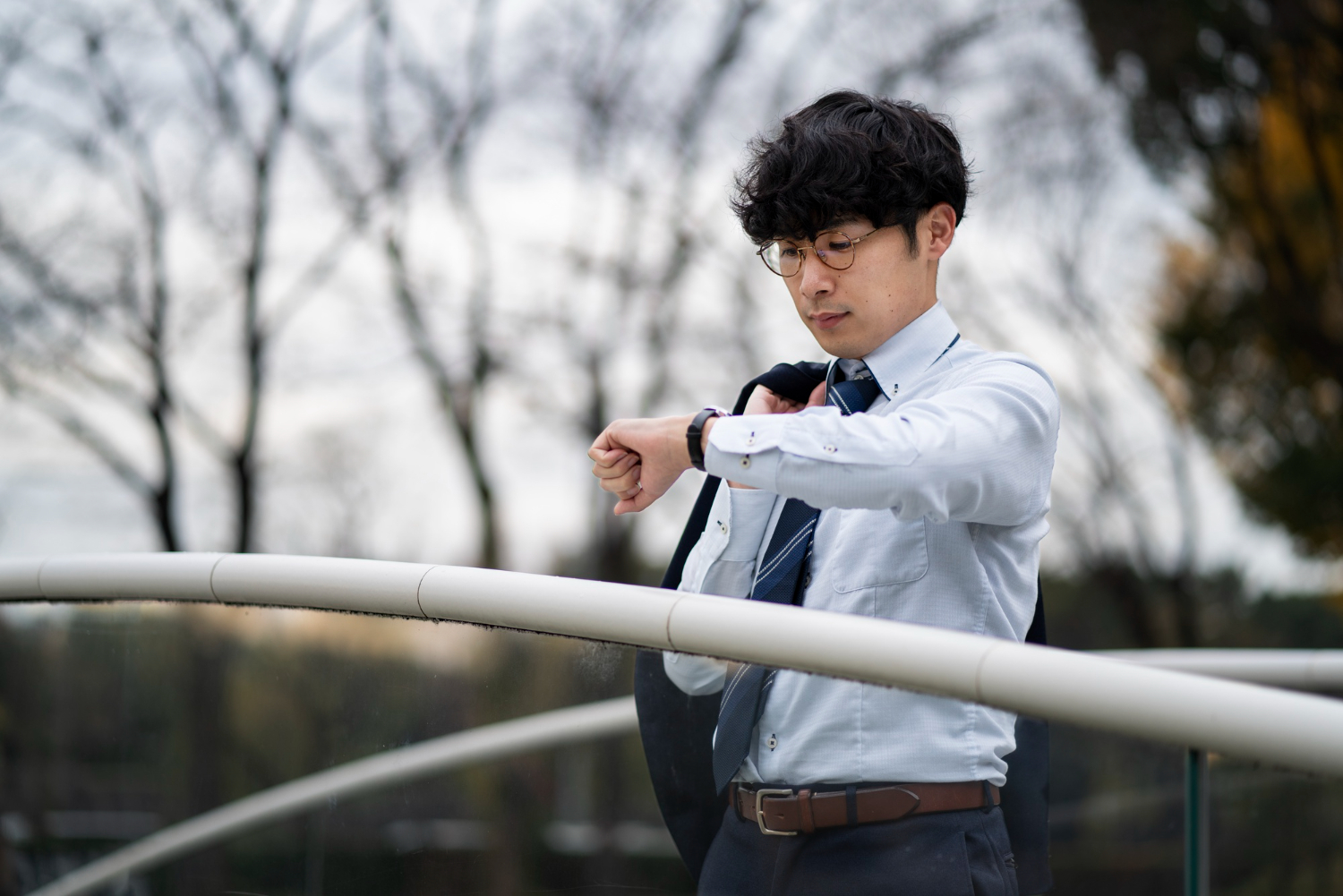 The Philosophy of Time in Japan: What the “5-Minute Rule” Really Tells Us